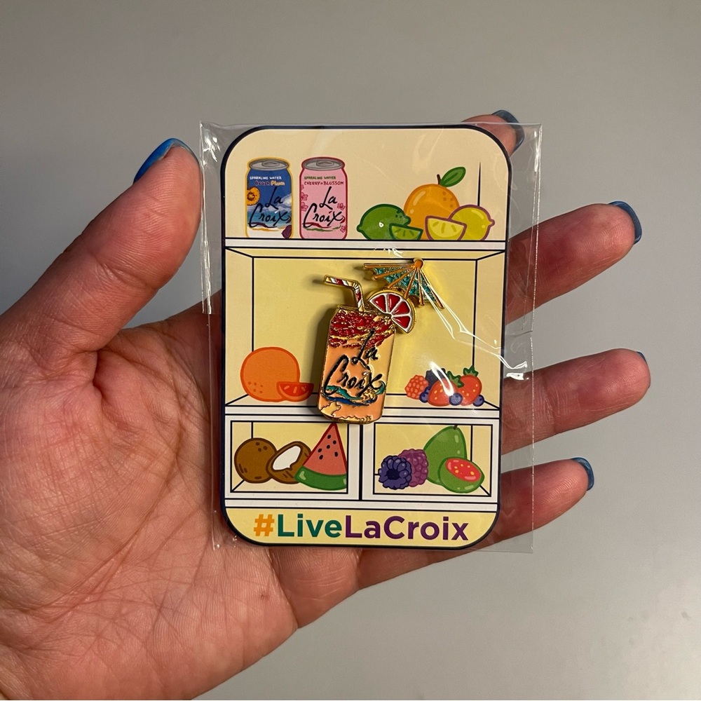 La Croix Pamplemousse Brooch Pin